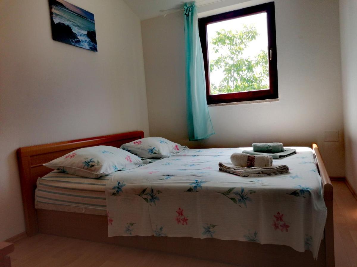 House Manola Villa โรวีน ภายนอก รูปภาพ